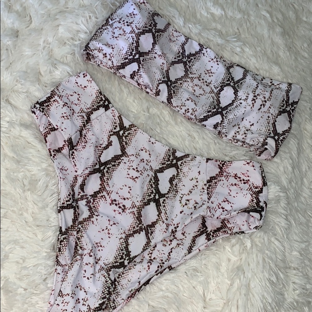 Swimsuit high waisted